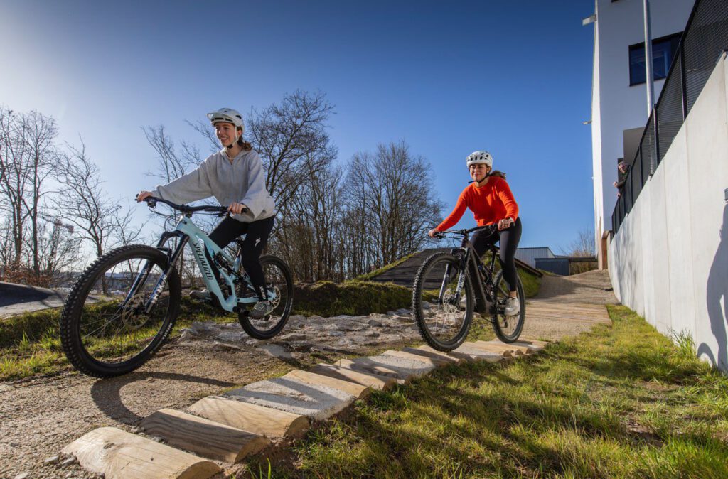 bikespot-wuerzburg-pumptrack-gallery-1_1920x1920