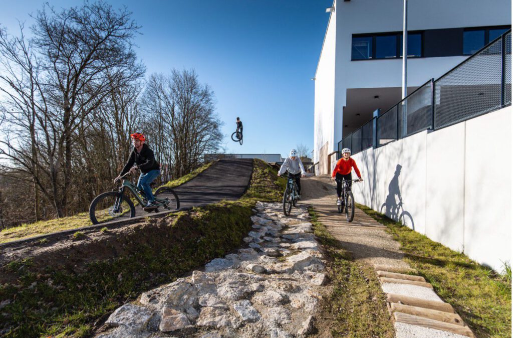 bikespot-wuerzburg-pumptrack-gallery-4_1920x1920